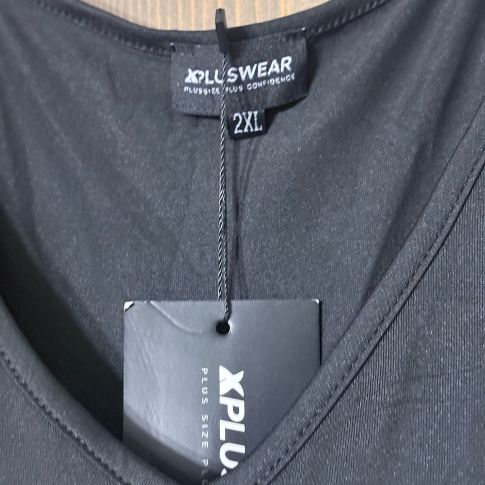 Black High-Low Dress - 2XL - Picture 3 of 6